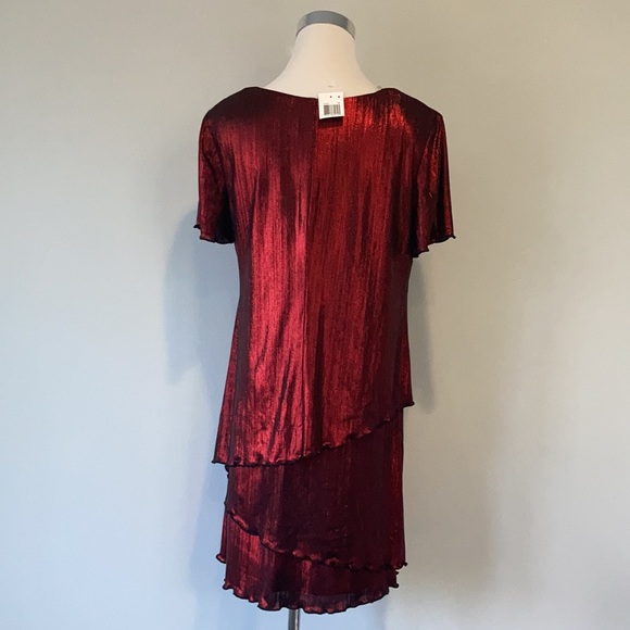 ❤️‍🔥 NWT Metallic Red Ruffle Cocktail Midi Dress - Picture 10 of 16